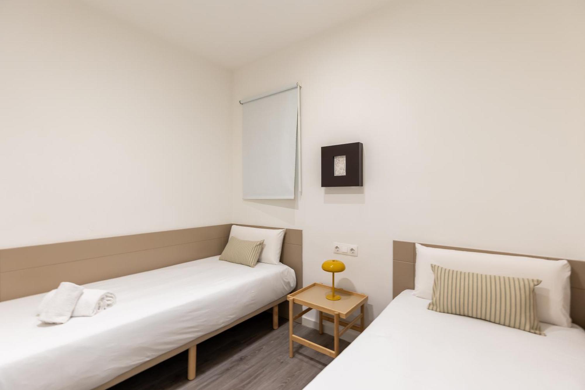 Deco Apartments Barcelona-Sants Luaran gambar