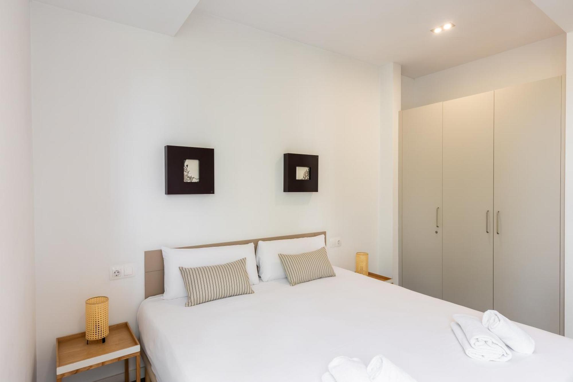 Deco Apartments Barcelona-Sants Luaran gambar