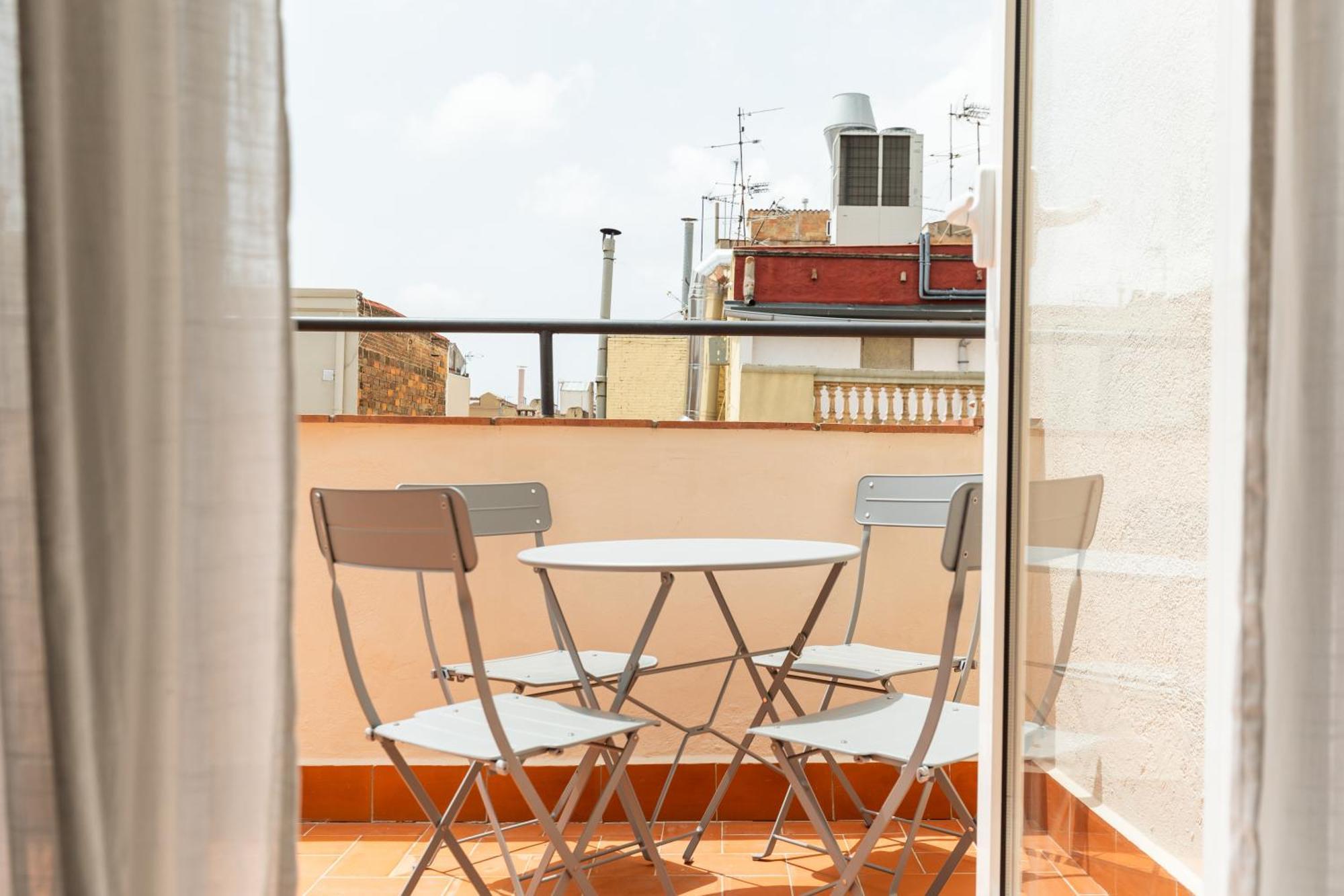 Deco Apartments Barcelona-Sants Luaran gambar